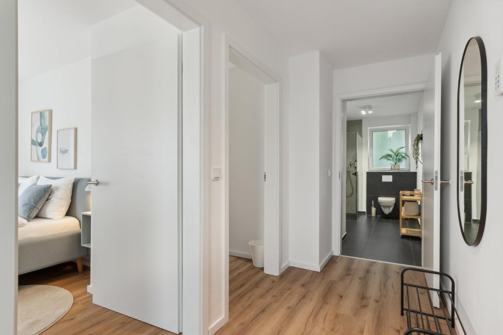 Zwei Apartments Fuer Bis Zu 8 Personen Zentral, Modern, Mit Terrasse & Balkon Bielefeld Eksteriør billede