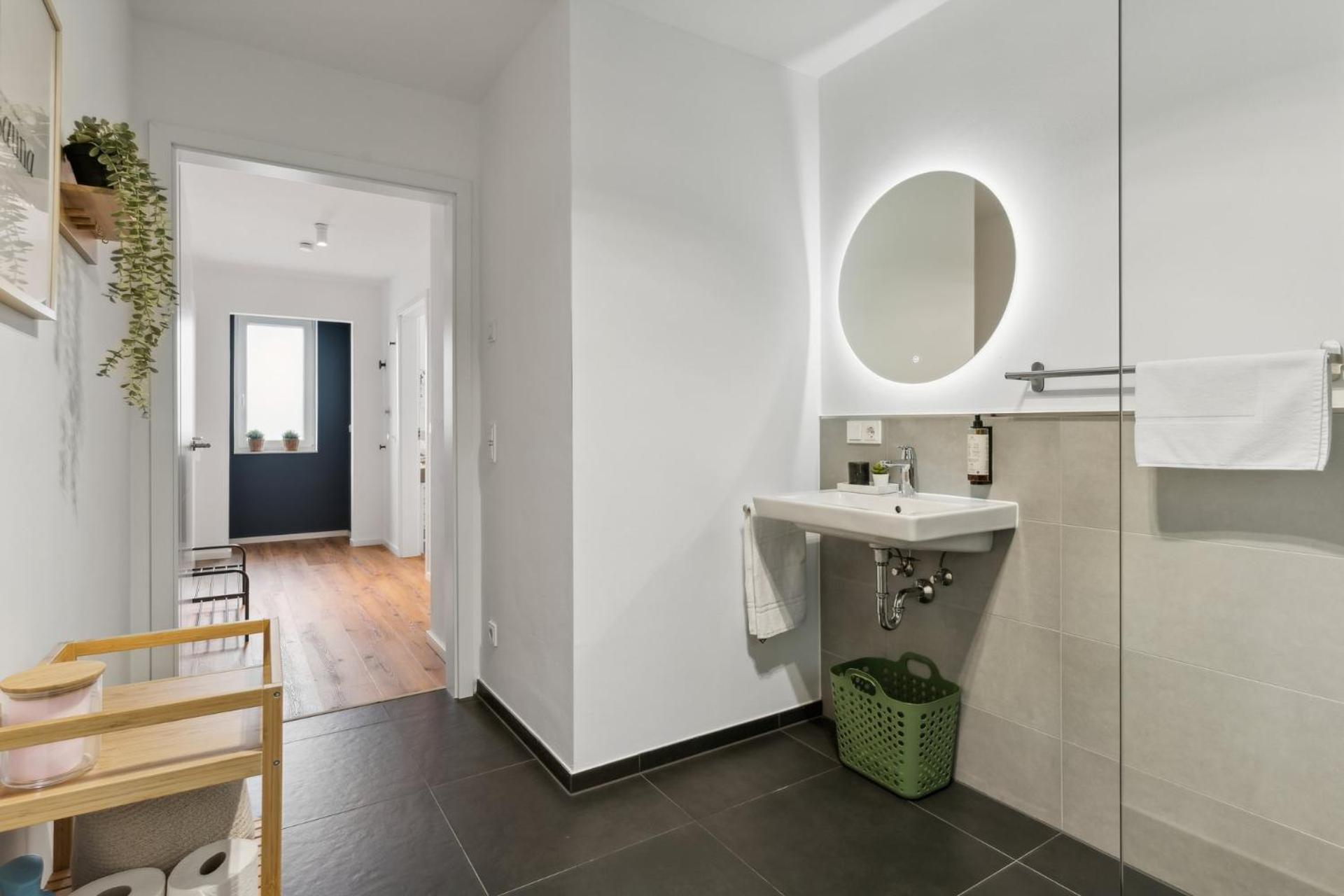 Zwei Apartments Fuer Bis Zu 8 Personen Zentral, Modern, Mit Terrasse & Balkon Bielefeld Eksteriør billede