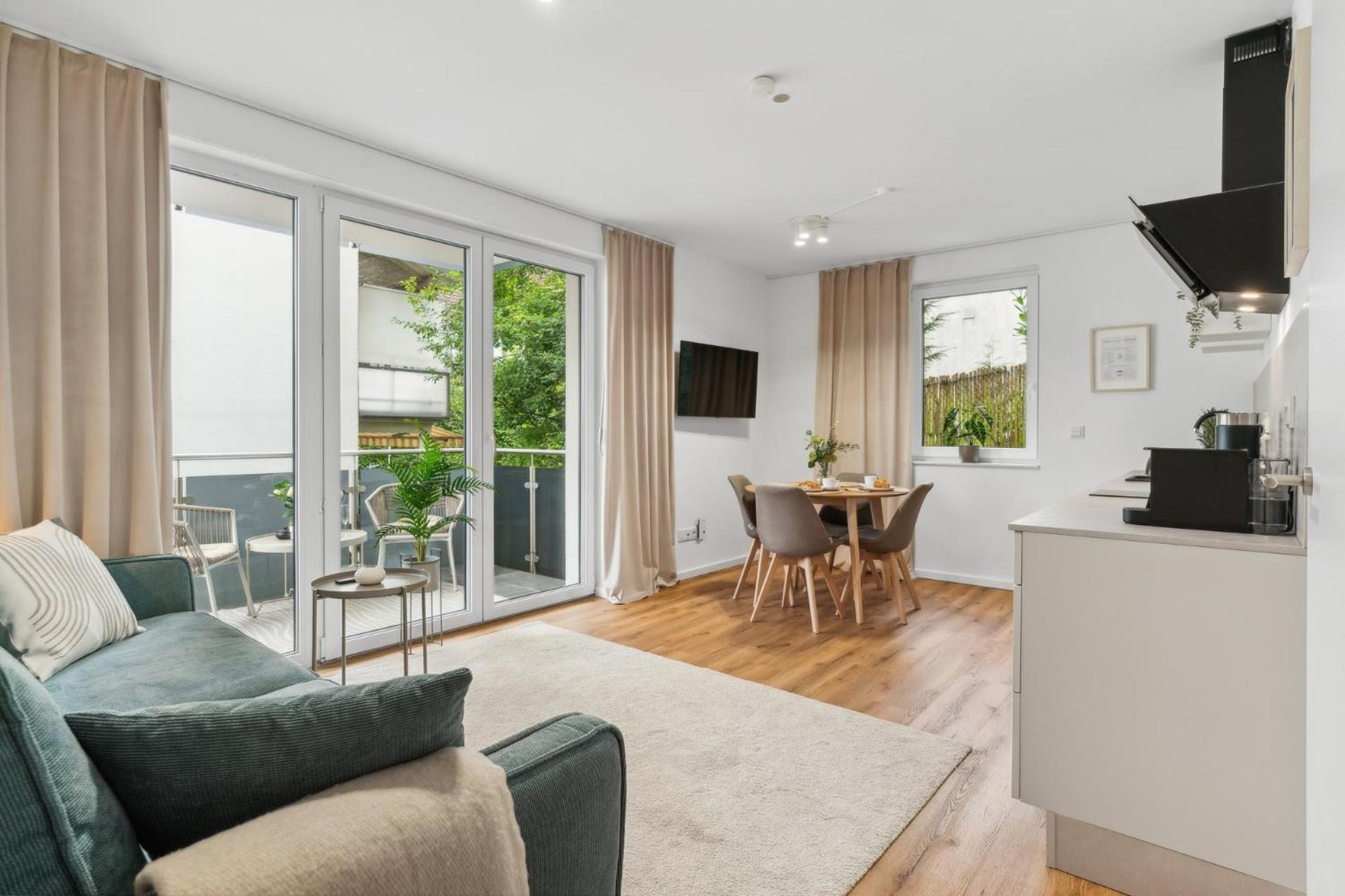 Zwei Apartments Fuer Bis Zu 8 Personen Zentral, Modern, Mit Terrasse & Balkon Bielefeld Eksteriør billede